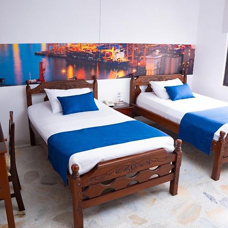 Hotel Steven Buenaventura Ngoại thất bức ảnh