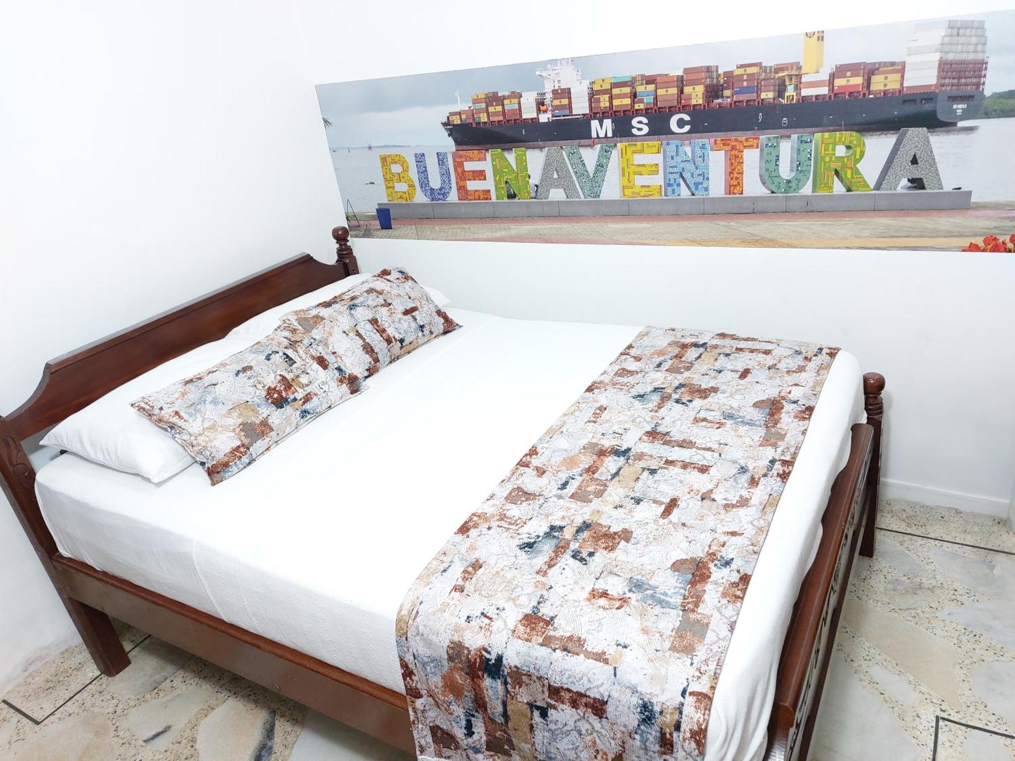 Hotel Steven Buenaventura Ngoại thất bức ảnh