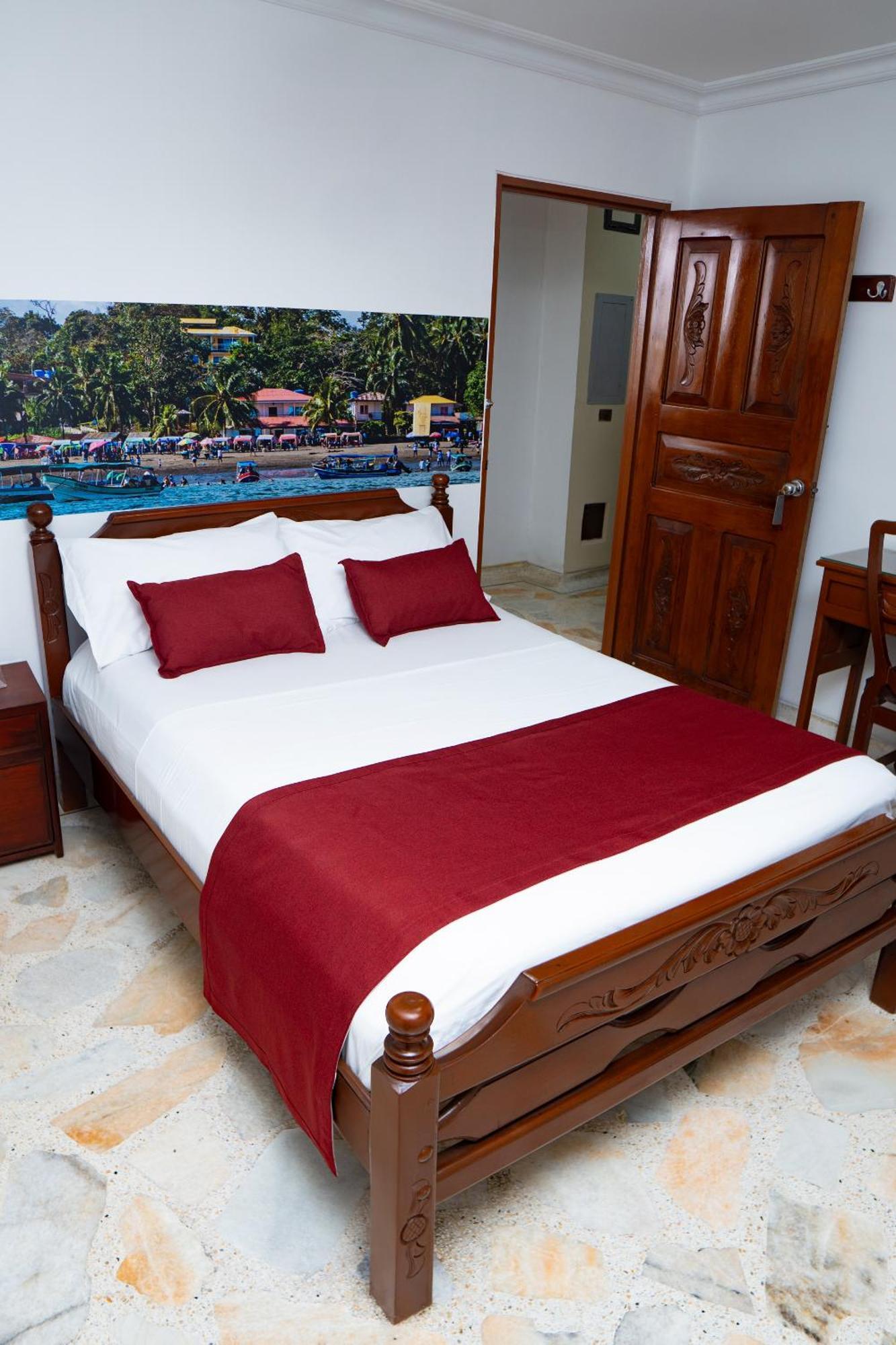 Hotel Steven Buenaventura Ngoại thất bức ảnh