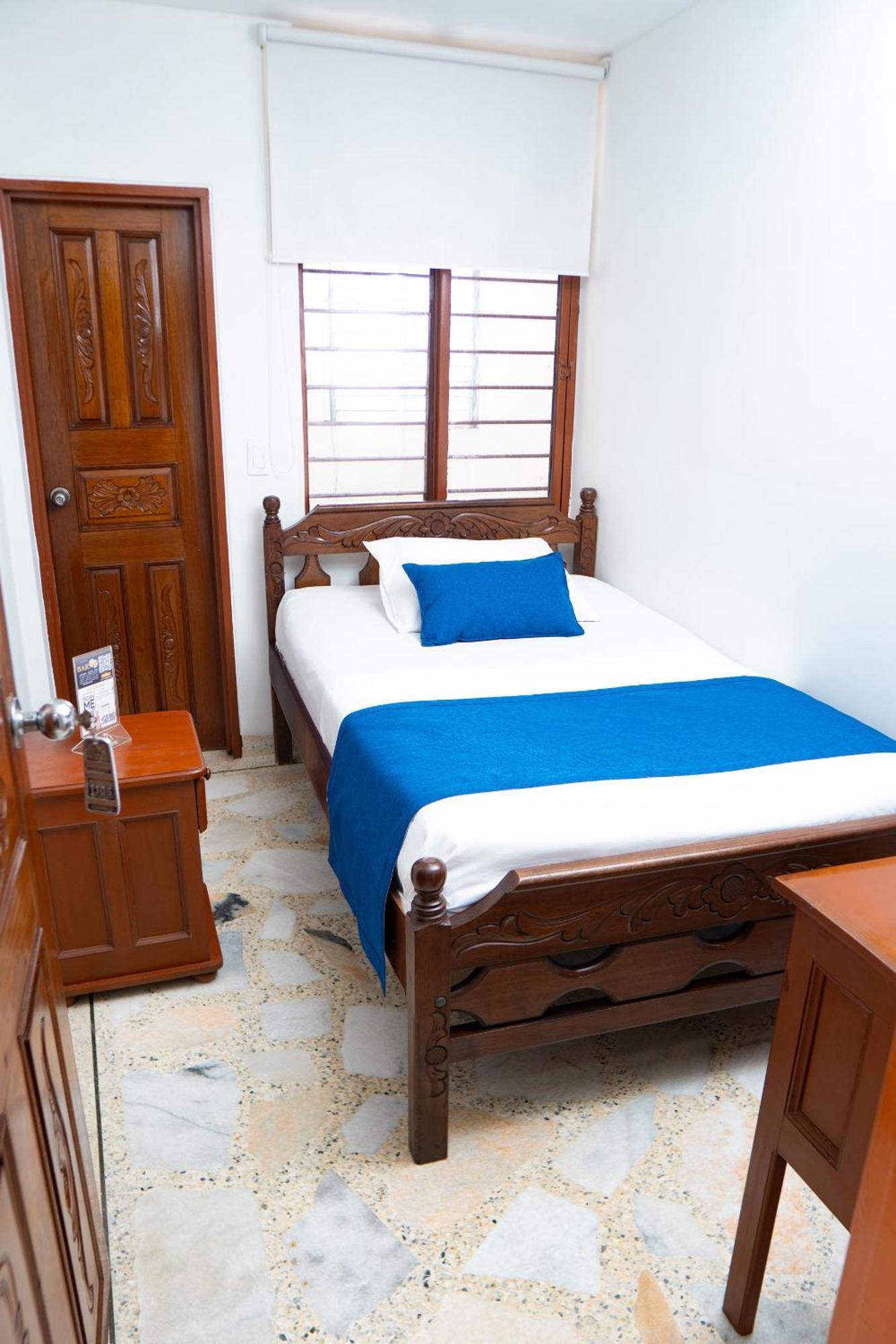 Hotel Steven Buenaventura Ngoại thất bức ảnh