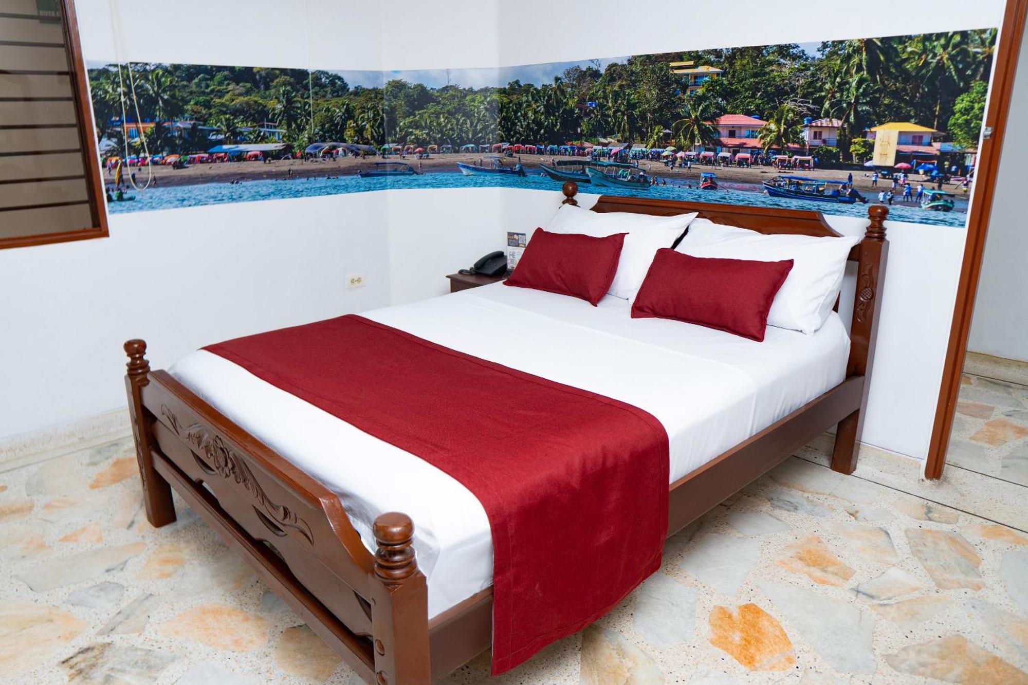 Hotel Steven Buenaventura Ngoại thất bức ảnh