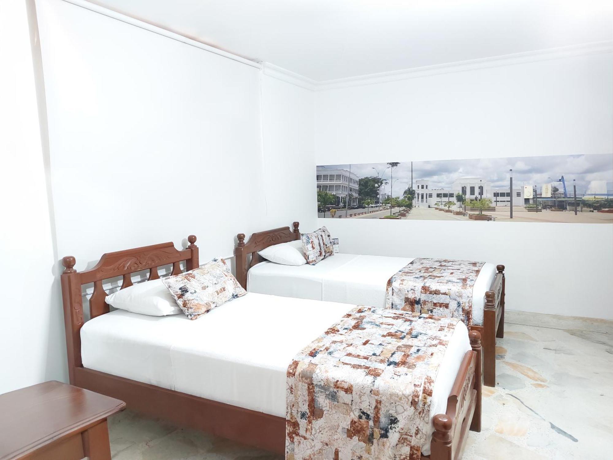 Hotel Steven Buenaventura Ngoại thất bức ảnh